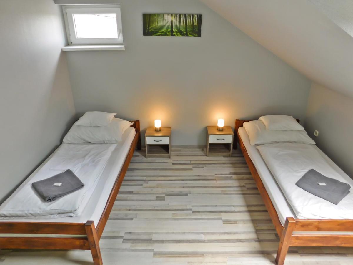 Bed and Breakfast Korona Panzio à Levél Extérieur photo